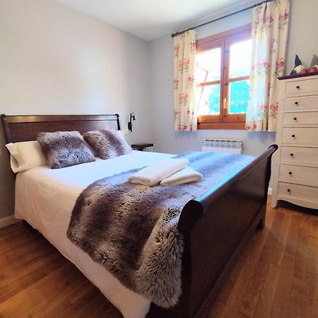 Apartament Check-In Casas Cumbre De Benasque Eriste Zewnętrze zdjęcie