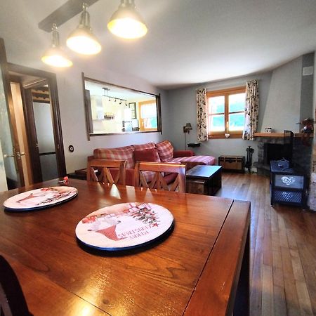 Apartament Check-In Casas Cumbre De Benasque Eriste Zewnętrze zdjęcie