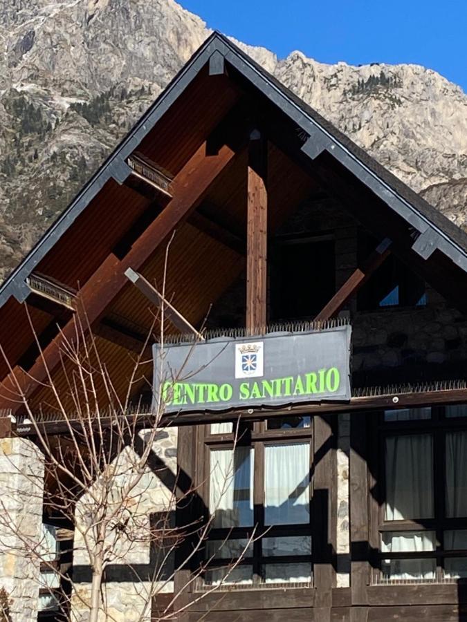 Apartament Check-In Casas Cumbre De Benasque Eriste Zewnętrze zdjęcie