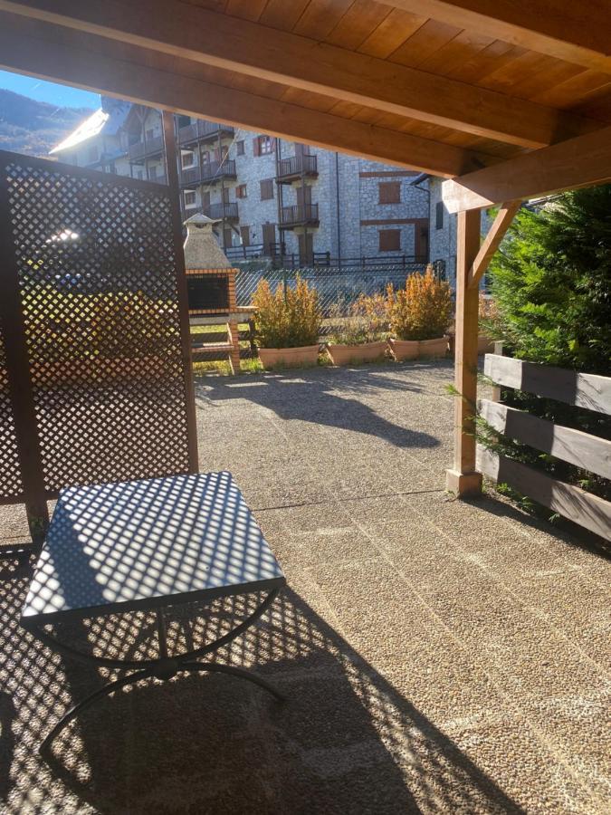 Apartament Check-In Casas Cumbre De Benasque Eriste Zewnętrze zdjęcie