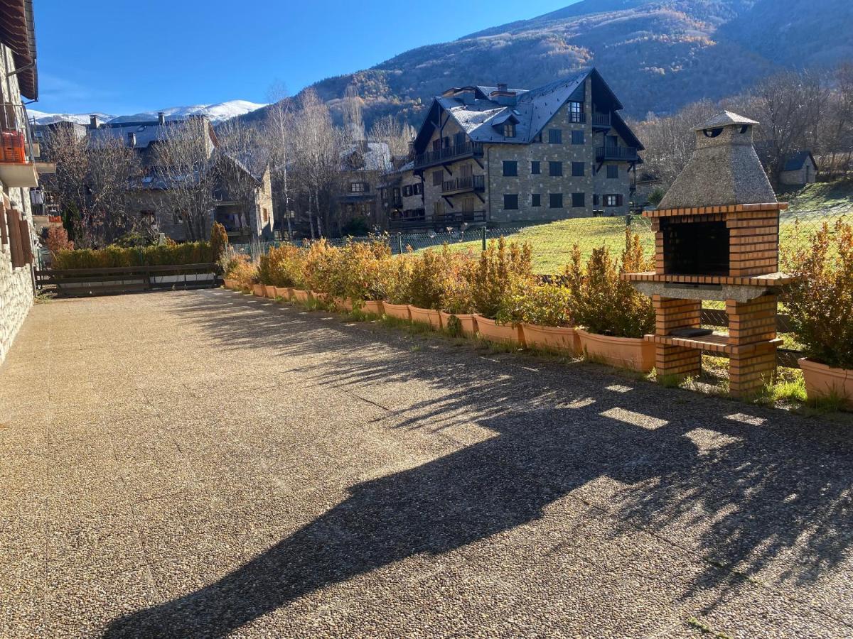 Apartament Check-In Casas Cumbre De Benasque Eriste Zewnętrze zdjęcie